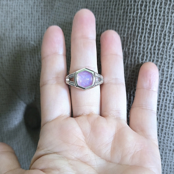 Kendra Scott Lavender💜 "Davie" Intaglio Butterly🦋 Ring💍 - NWT - Picture 10 of 16